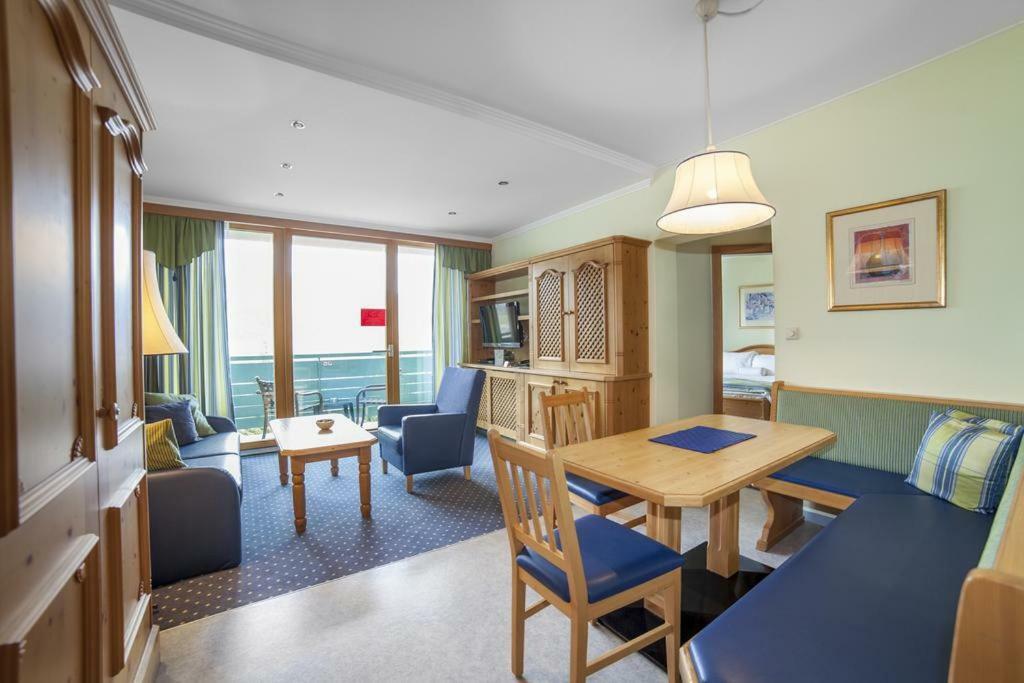 Hotel Alpine Club